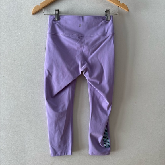 NWT Peloton Purple Essential Mid Rise Capri Leggings,‎ XS, workout bike exercise - Picture 6 of 15